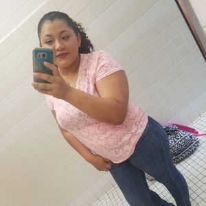 Meet your Posher, Daniela